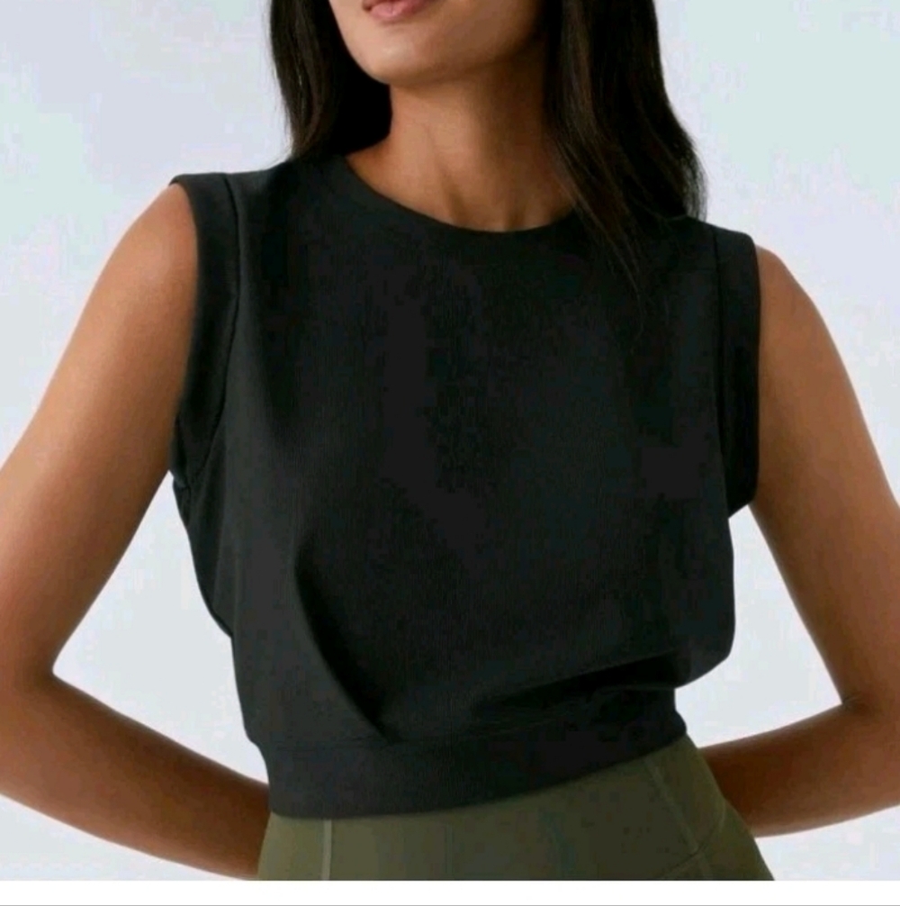 Halara Crew Neck Cropped Tank Top Womens Large Black Yoga Ribbed Muscle NWT